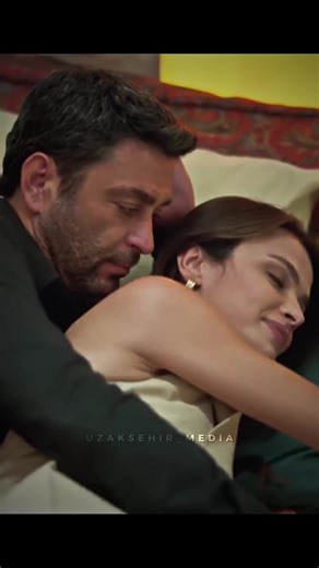 ‎سریال شهر دور🔥💔‎ on Instagram‎: "⁨ - ریتینگ قسمت سی ام🥀 TOTAL~13.27⬇️ AB~10.35⬇️ ABC1~12.86⬇️ •• افت داشتیم تو همه بخش ها🥲💔 حیف سریال قشنگم😭 حالا باید دید ریتینگ هفته بعدی چی میشه😮‍💨⁩"‎