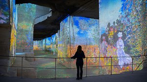 In January, Monet moves to the Carrières des Lumières