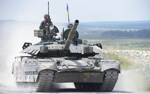 【中英双字】武器装备系列之乌克兰T-84 堡垒-M主战坦克