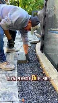 Here's how to perfectly cut patio slabs into a curved shape #homeimprovement #craftsmanship #DIY