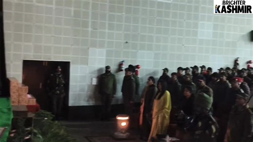 The Himalayan Brigade under Dagger Division organised an Ex-Servicemen Rally in Baramulla, bringing together over 450 ex-servicemen, Veer Naris and their families from across the district. The event focused on welfare schemes, grievance redressal and interaction with civil and military authorities. Report By Nisar Malik #ExServicemenRally #HimalayanBrigade #DaggerDivision #IndianArmy #VeteransWelfare #VeerNaris #Baramulla #brighterkashmir | Brighter Kashmir