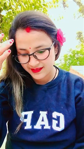 Exploring Creative Hand Gestures in Nature