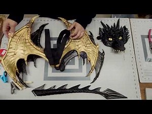 How to Make a Black and Gold Dragon Wreath Tutorial
