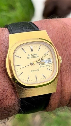The Bulova Accutron quartz with it’s original strap and buckle #bulova #accutron #bulovaaccutron #watch #watchcollector #watchcollection #quartzwatch @Bulova