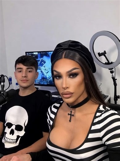 Transformación de Género: La Historia de un Streamer