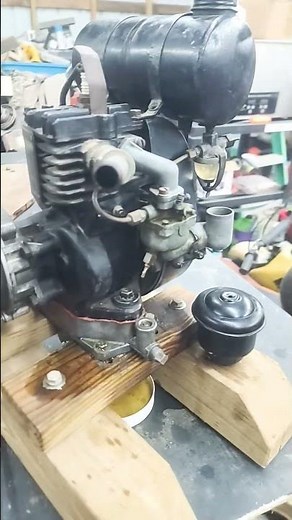 1951 Briggs & Stratton - Throttle / Governor Linkage? #briggsandstratton #briggs