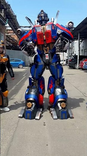 Arcee, Optimus, Megatron cosplay dancing #shorts
