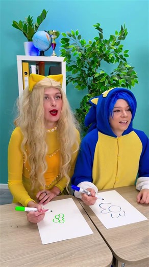 POV: Draw a Flower in Seconds 😳🌸 #DIY