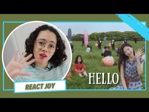 "Ela está dando TCHAU para coisas RUINS da vida" -- React 'Hello' JOY