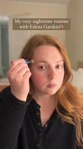 Do you share the same all-natural nighttime routine as Karis? Tip #1 Diffuse a soothing essential oil Tip #2 Incorporate essential oils into your skincare routine Tip #3 Apply Sound Asleep Roll-On to enter deep sleep Shop The Sleep Collection ➙ https://bit.ly/44zTOVd | Edens Garden Essential Oils