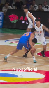 Jhan Nermal pulled out a trick from Khobuntin's hat. #PBAAngatAngLaban #PBAS49GovsCupQFNLXvsTNT | PBA