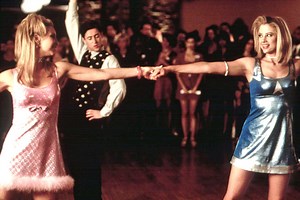 Alan Cumming teases 'Romy and Michele’s High School Reunion' sequel plot