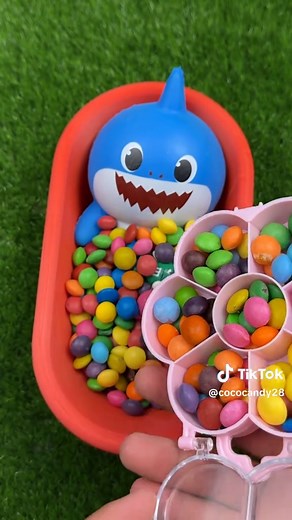 Satisfying ASMR Bathtub Mixing Experience