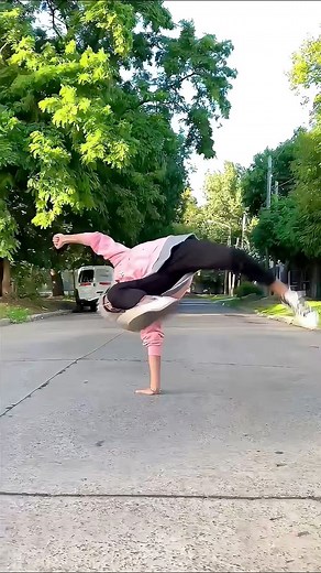 599K views · 14K reactions | Scoot Gainer Tutorial  #acrobatics #gymnast #capoeira #parkour | Alex Destreza | Facebook