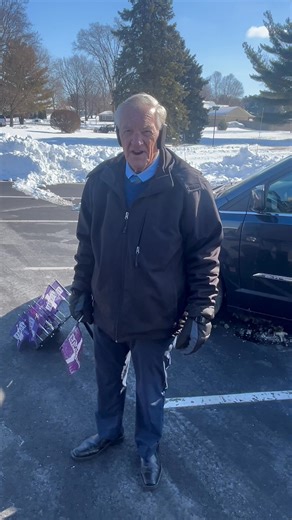 Using flags on vehicles in a funeral procession might seem like a small detail, but it actually serves several important purposes—both practical and symbolic. First, visibility and safety. Flags clearly identify which vehicles are part of the funeral procession. This helps other drivers understand what’s happening on the road, encourages patience, and reduces the risk of the procession being broken up at intersections or in traffic. Second, respect and recognition. Flags signal to the community 