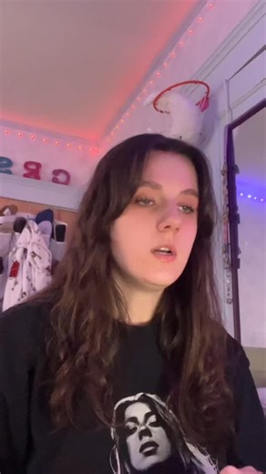 Charlotte Sullivan 🫧 on Instagram: "Afterglow - Taylor Swift (cover) #taylorswift #afterglow #singing #singingcover"