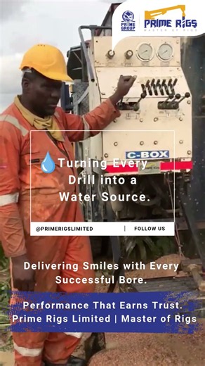 300M Water WellDrilling Machine Successfully Working in Africa High Performance BorewellDrilling Rig