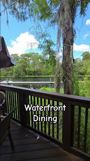 Why Locals Are Obsessed With This Riverside Crab Shack #staugustinefl #palmvalleyfl #floridatravel
