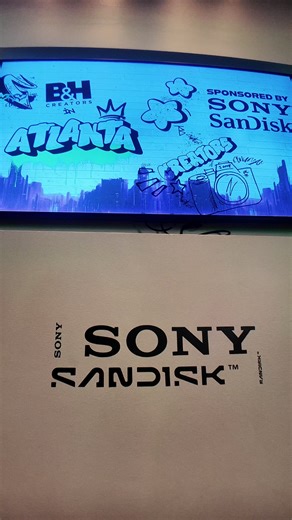 Last event of the year with @B&H Creators ! Getting a close look at the new @Sony Alpha equipment 😍 Powered by @SanDisk Technologies, Inc. So many talented creators in the room! Special thanks to @illuminariumatl 💚 #thingstodoinatlanta #eventsatl #thingstodoinatl #atlinfluencers #sony