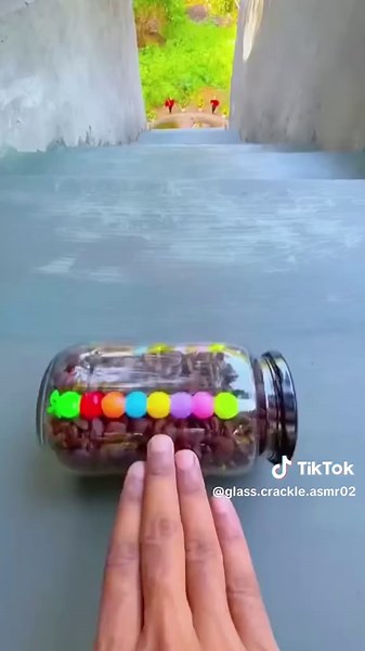 #asmr #sytisfying #experiment #asmrbottels #asmrsounds #asmrvideo #glasscrackleasmr02