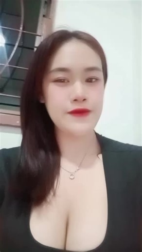 ช่วงนี้ผัวติดงอมแงมค่ะไม่ค่อยได้ขึ้นไลฟ์ง้าบ🤭😅😅#ปุ้ยกุชญาอัมรินทร์ #บารมีเมียร้อยละยี่ #แฟนวัยรุ่นร้อยละยี่