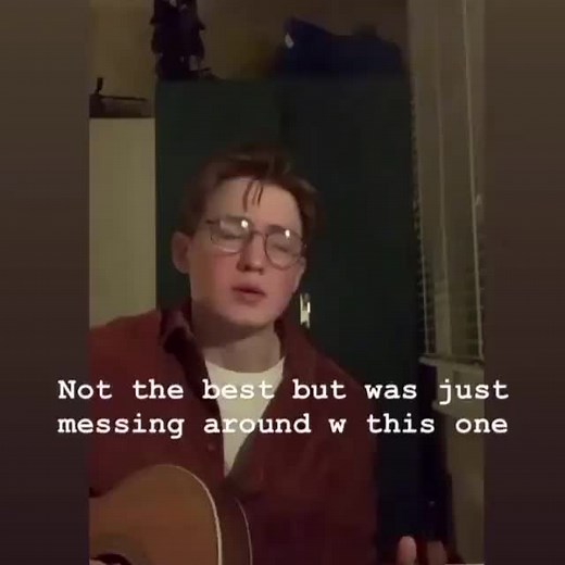 Kit Connor Singing 7 Years | Heartstopper Netflix