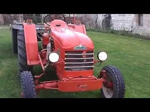 Tracteur renault D22