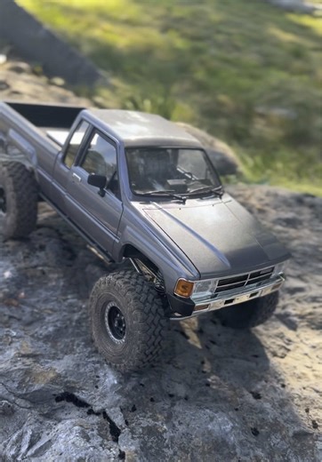 Vanquish 87 Xtra Cab: Custom Straight Axle RC Build