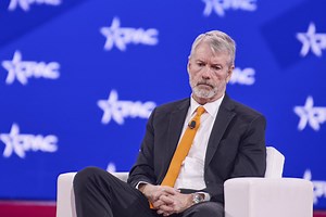 MicroStrategy stock drops 60% from peak as mNAV approaches 1