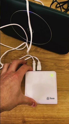 Putting HIVE heating hub into pairing mode