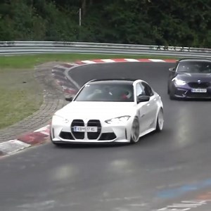 Le bruit du rupteur ! Juste incroyable 🤩 Vous avez reconnu le circuit ? Enfin la route 😅 | BMW Motorsport Fan