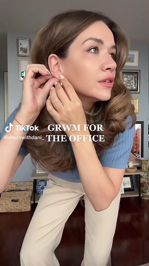 Corporate Fashion: Elegant Office Attire & Workwear Outfits