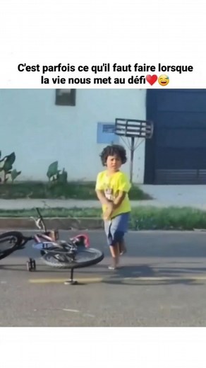 l'écriture on Instagram: "C'est parfois ce qu'il faut faire lorsque la vie nous met au défi♥️😅 Via : @coachdeepak , @lawofattractionlive Dm for proper credit or removal, All the credits belong to the respectful owner 🌸 🙏"
