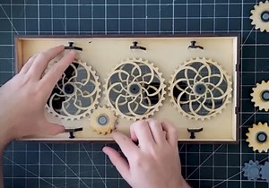 YouTuber builds mind-blowingly complex kinetic PC case