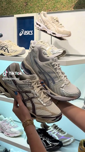 ASICS is a must need 🔥 Novus, Mall of San Juan📍#novus #asics #mallofsanjuanpr #puertorico #shoes