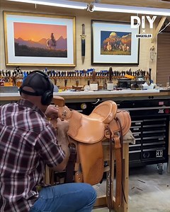 Making saddles using leather 🐎 | Do It Yourself