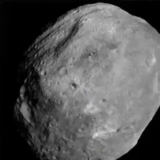 Asteroid Vesta! 🪨This is one of the largest asteroids in the main asteroid belt, located between Mars and Jupiter.Dimensions: 578 × 560 × 458 km.Rotation period: 5.342 hours.Surface: covered with basaltic rocks—solidified magma.
