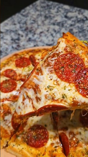 Little Caesars Pizza Kit 🍕