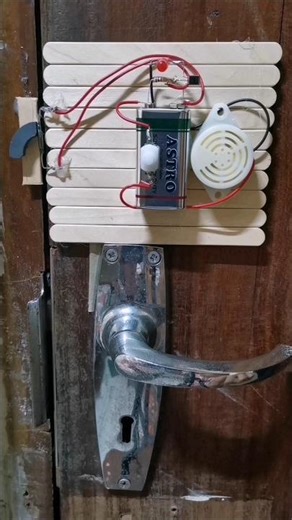 Easy Door Security System | Open Door Indicator #experiment #circuit #security