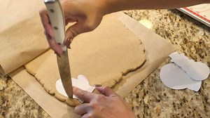 How to Cut Cookies Without a Cookie Cutter - Borderlands Bakery