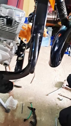 Cadena de Moto Taxi: Proceso de Ensamblaje en la Primera Parte