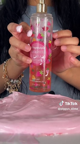 Replying to @Issy 🫶 i love making slime on the table #asmr #slime #slimeshop