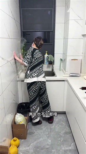 Spring Festival Periods: A Prosperous Sign