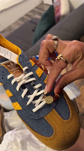 TOY STORY 5 SAMBAS #Adidas