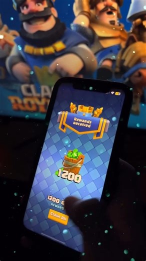 I Just Got New Christmas Lucky Chest From a Qr Code in Clash Royale 2025 😍🎁 New Qr Code Clash Royale 2025 🎄 | How To Get Christmas, Santa & Gingerbread Chest 😍🎁 Looking for the Clash Royale QR Code 2025? This video shows how to get x5 Christmas Lucky Chests using the December QR code. Learn what rewards you can get and how to get all 5 chests step by step. Spanish & Portuguese players included 🇪🇸🇵🇹 También explico cómo reclamar los x5 cofres navideños, aprovechar las recompensas de Navi