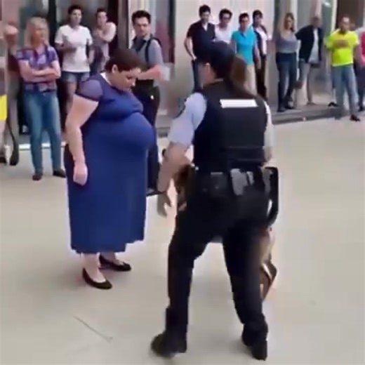 Dog Barks Repeatedly at a 7 Month Pregnant Woman… When Police Realized Why, It Was Already Too Late!… | Family Farmer