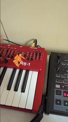 Behringer rd-8 mk2 & Behringer MS-1 & Behringer reverb