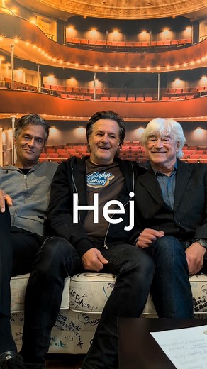 Rocklegenden, Popdrengen og Kongen af Ribe, bedre kendt som Billy Cross, Jimmy Bacoll og Lars Maasbøl, udgør Everybody´s Talking. Køb dine billetter nu, og vær med til en aften fyldt med uovertruffet vokalarbejde, sublimt guitarspil og venskabeligt mundhuggeri. Det hele foregår den 5. februar 2026 i Ny Ridehus på Grønnegades Kaserne Kulturcenter! | Grønnegades Kaserne Kulturcenter