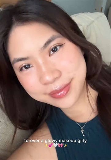 where are my glowy makeup girlies at ✨ @sephora #glowymakeup #dewymakeup #flawlessmakeup #flawlessbasemakeup #glassskin