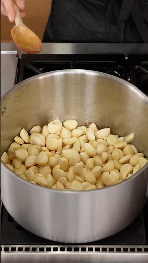 1000 cloves garlic soup